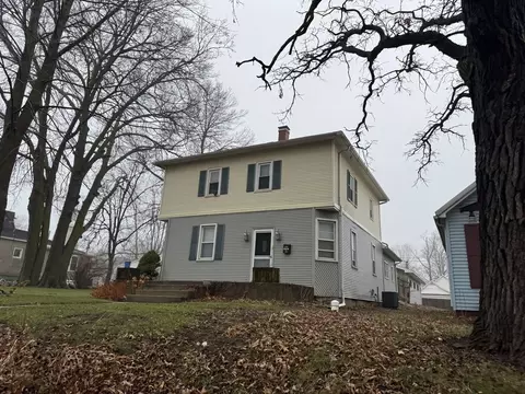 116 E 4th St, Spring Valley, IL 61362
