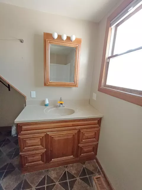 Bath - 116 E 4th St, Spring Valley, IL 61362 photo 2 of 6