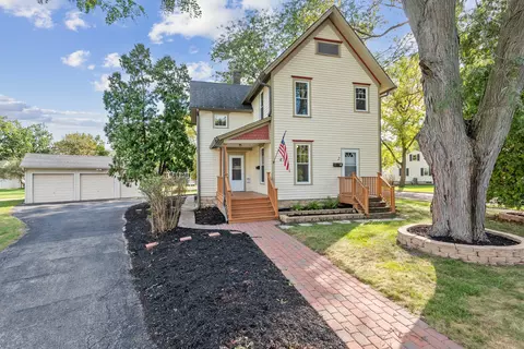 470 Church St, West Chicago, IL 60185