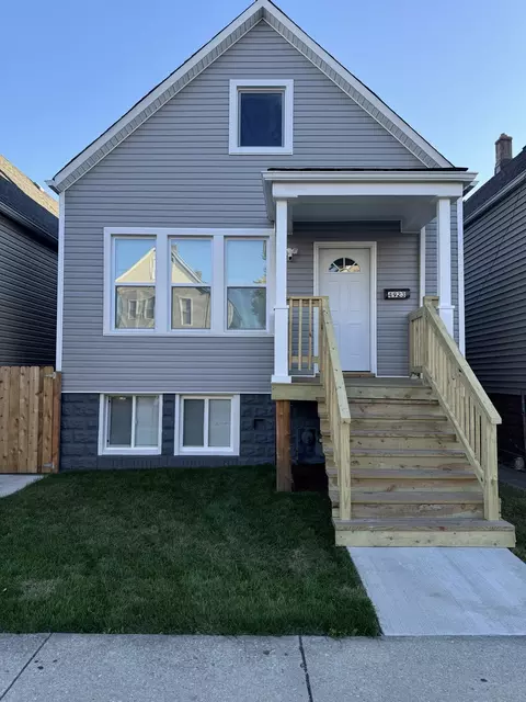 4923 W 31st St, Cicero, IL 60804