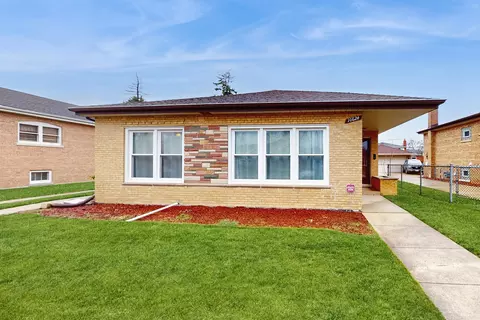 10624 S Kildare Ave, Oak Lawn, IL 60453