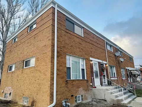 1201 S 17th Ave #A, Maywood, IL 60153