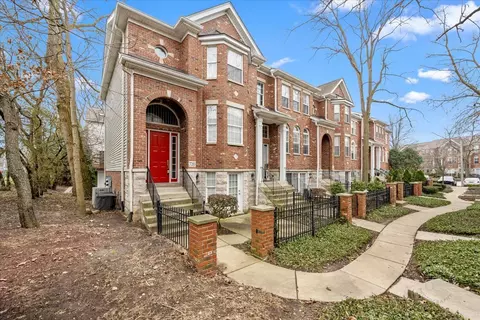 720 Prescott Ct #720, Naperville, IL 60563