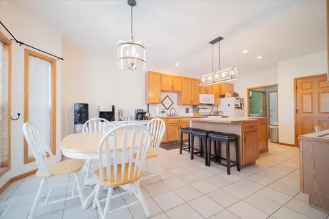 Kitchen - 101 Labrador Ln, Downs, IL 61736 photo 1 of 6