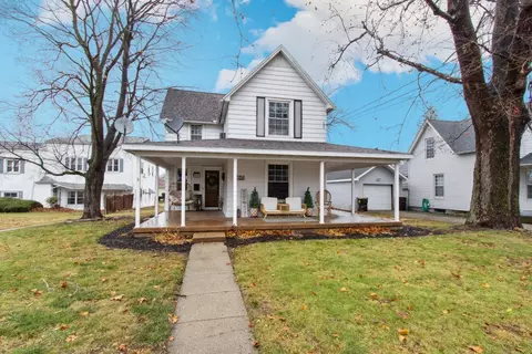 108 Maple Ave, Morrison, IL 61270