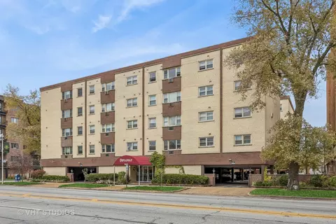 7840 W North Ave #3K, Elmwood Park, IL 60707
