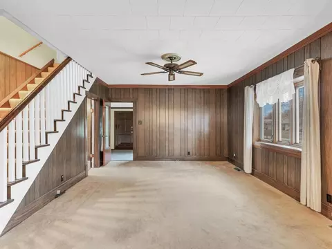 249 S Sangamon St, Bement, IL 61813 photo 8