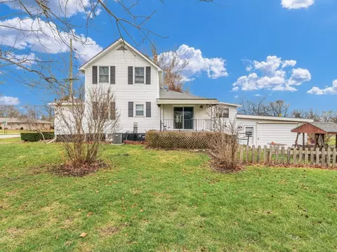 249 S Sangamon St, Bement, IL 61813 photo 33