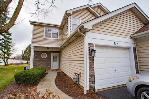 1317 Cranbrook Dr, Schaumburg, IL 60193