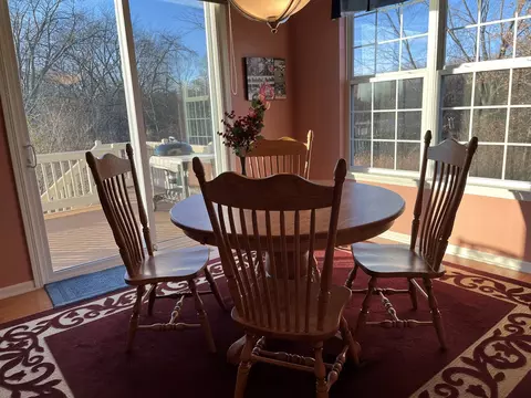 2437 Cape Cod Cir, Elgin, IL 60124 photo 11
