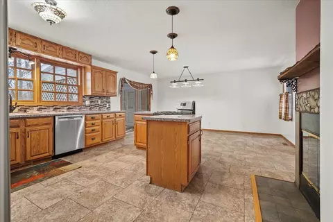 Kitchen - Undisclosed, Bloomington, IL 61701 photo 3 of 4