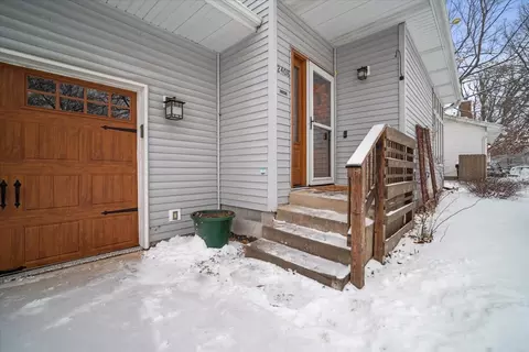 Exterior - Undisclosed, Bloomington, IL 61701 photo 2 of 3