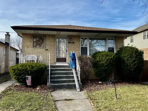 5342 S Nagle Ave, Chicago, IL 60638