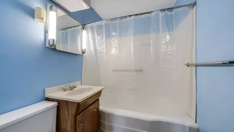 303 E Second St, Leaf River, IL 61047 photo 16