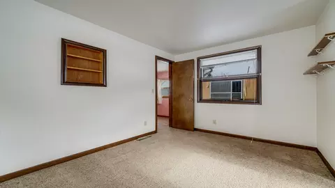 303 E Second St, Leaf River, IL 61047 photo 10