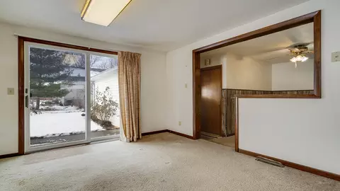 303 E Second St, Leaf River, IL 61047 photo 8