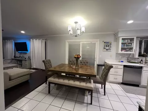Dining - 21161 W Covington Dr, Plainfield, IL 60544 photo 2 of 2