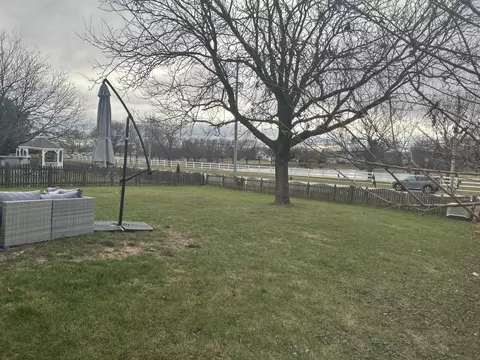 Exterior - 21161 W Covington Dr, Plainfield, IL 60544 photo 9 of 10