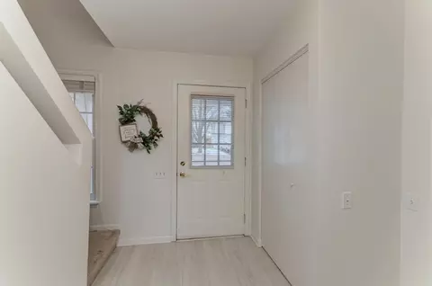 Entry Way - 1680 Pebble Beach Cir, Elgin, IL 60123 photo 2 of 2