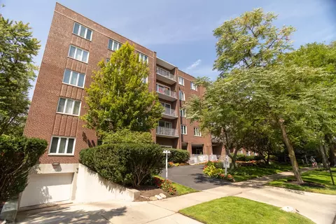 1500 Oak Ave #1H, Evanston, IL 60201