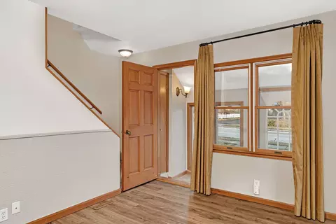 Entry Way - 427 Johnson Ave, Morris, IL 60450 photo 1 of 1