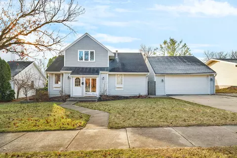 427 Johnson Ave, Morris, IL 60450