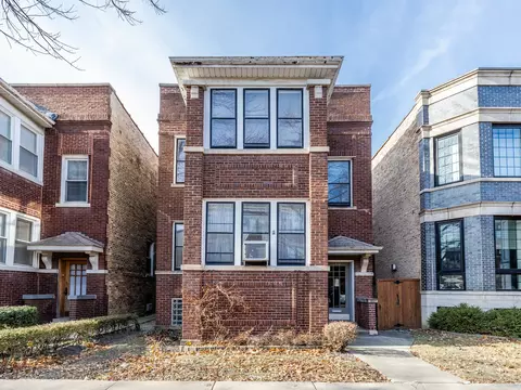 3714 N Claremont Ave, Chicago, IL 60618