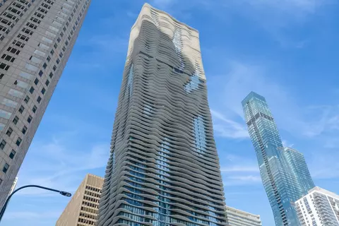 225 N Columbus Dr #5504, Chicago, IL 60601