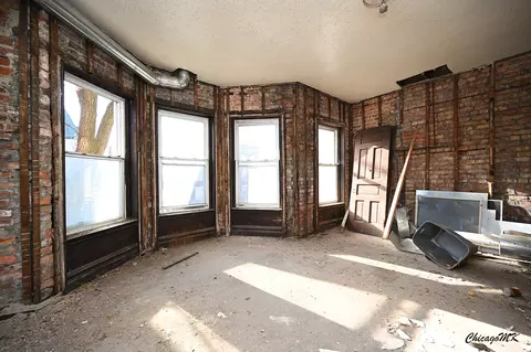 1450 E 66th Pl, Chicago, IL 60637 photo 13