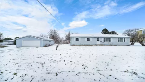 503 N Walnut Ave, Forreston, IL 61030