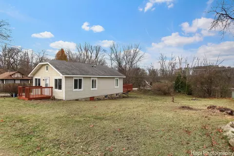 25218 W Linden Ln, Antioch, IL 60002