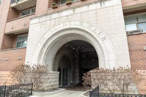 1350 W Fullerton Ave #512, Chicago, IL 60614