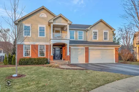 3286 Knollwood Cir, Geneva, IL 60134