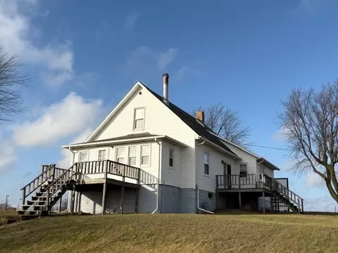 2436 E 1700 North Rd, Watseka, IL 60970