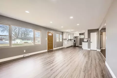 17823 Lorenz Ave, Lansing, IL 60438 photo 5