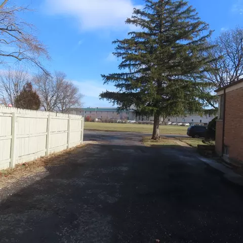 Exterior - 3028 Patton Dr, Des Plaines, IL 60018 photo 5 of 7