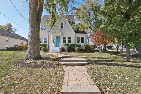 638 N Kenilworth Ave, Glen Ellyn, IL 60137