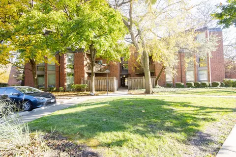 2131 N Larrabee St #6104, Chicago, IL 60614