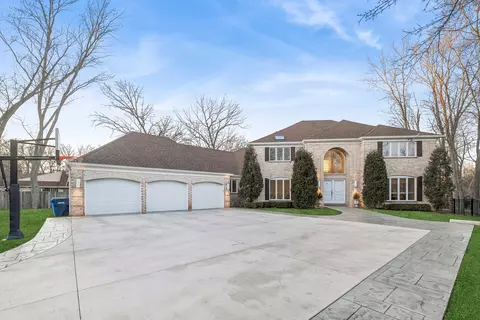 1895 Clavey Rd, Highland Park, IL 60035