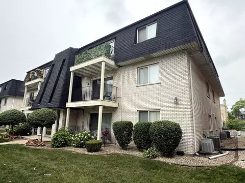 10936 Kilpatrick Ave #1B, Oak Lawn, IL 60453