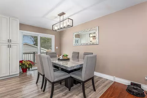 1405 Palm Dr, Wheeling, IL 60090 photo 5