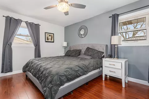 1405 Palm Dr, Wheeling, IL 60090 photo 9