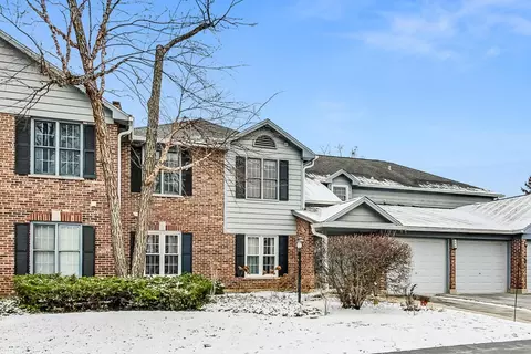 196 Grove Ave #D, Des Plaines, IL 60016