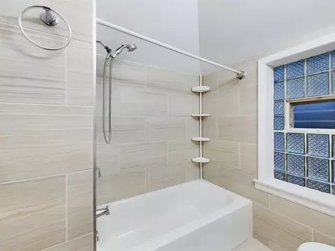 Bath - 2015 24th Ave S, Broadview, IL 60155 photo 3 of 3