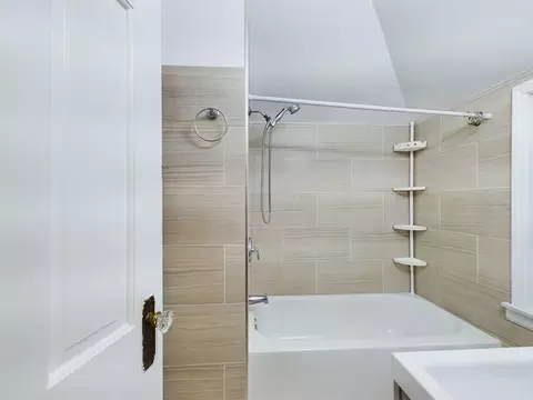 Bath - 2015 24th Ave S, Broadview, IL 60155 photo 2 of 3