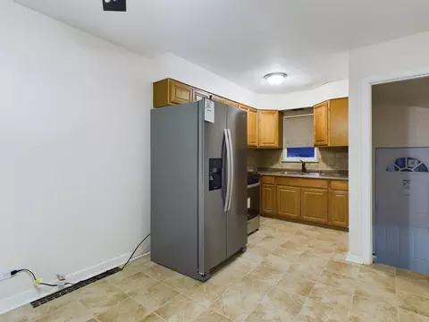 Kitchen - 2015 24th Ave S, Broadview, IL 60155 photo 1 of 2