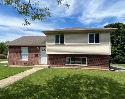 22051 E Churchill Dr, Richton Park, IL 60471