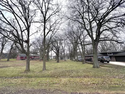 16207 Long Ave, Oak Forest, IL 60452