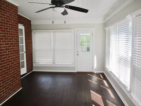 Exterior - 128 Riverside Rd, Riverside, IL 60546 photo 3 of 6