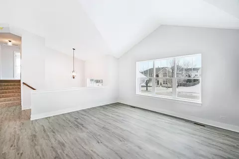 Living - 705 Fox Trail Ter, Cary, IL 60013 photo 2 of 4